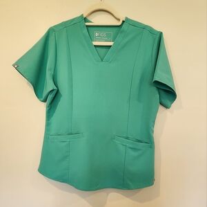 FIGS Surgical Green Slim V Neck Inala Pocket Scrub Top Women's Size Medium NWOT